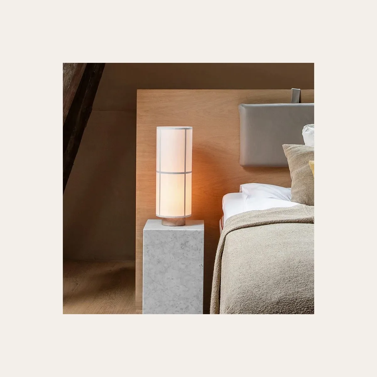 Настольный светильник MENU Hashira Table Lamp