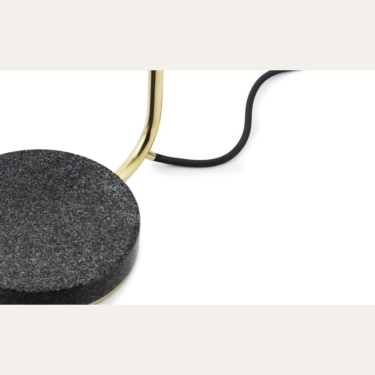 Напольный светильник Normann Copenhagen Grant