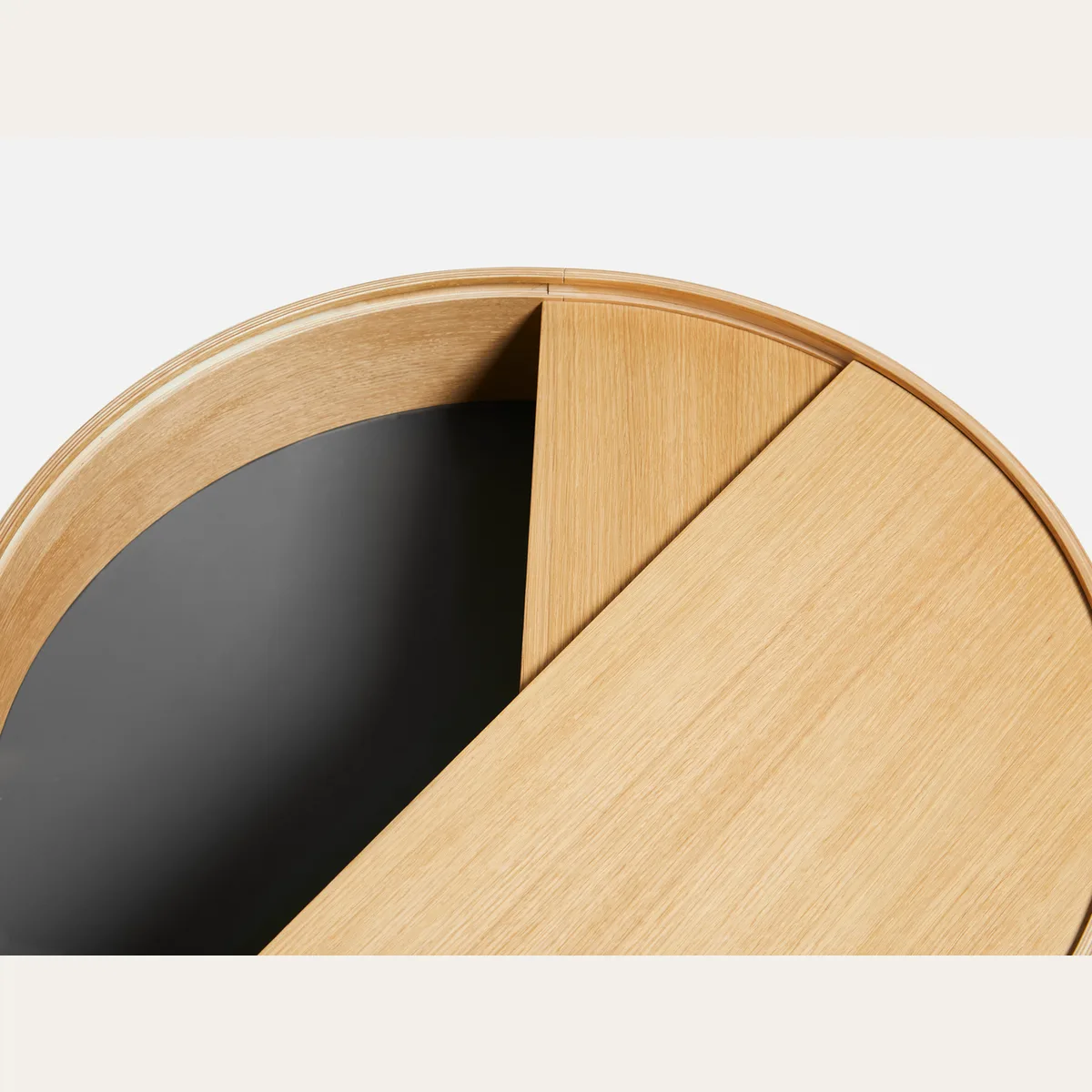 Arc coffee table 42 см