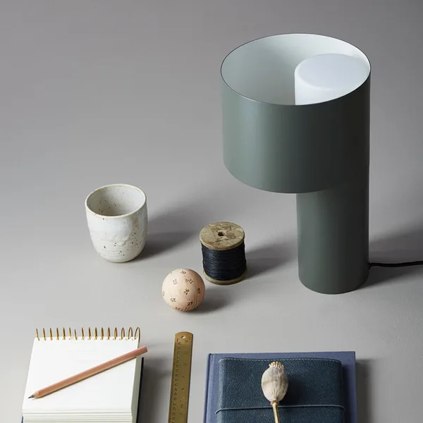 Tangent table lamp