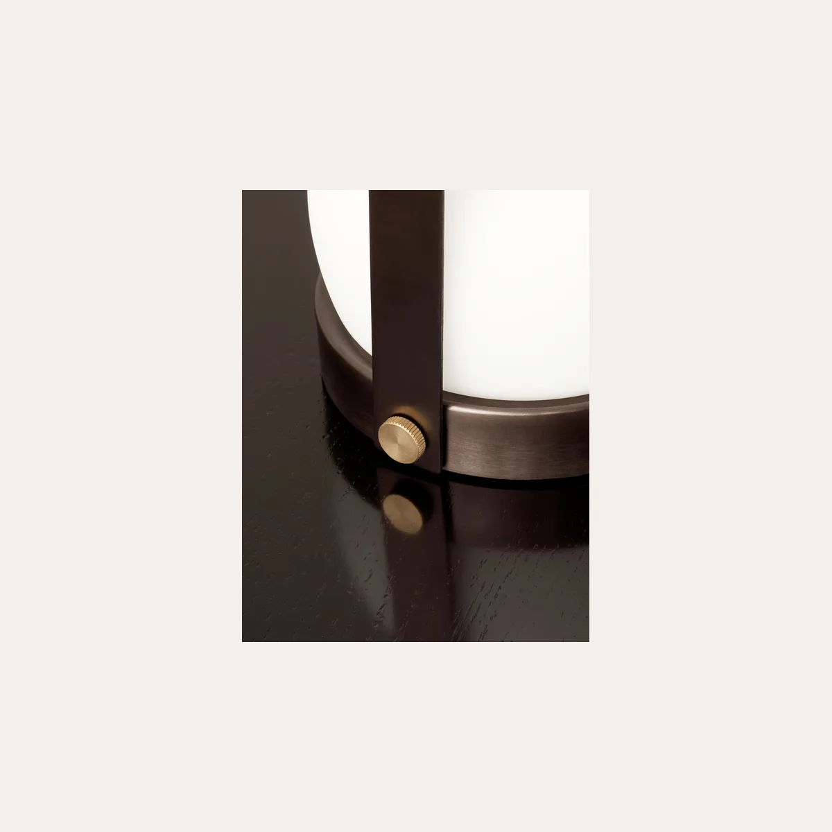 Настольный светильник MENU Carrie Table Lamp