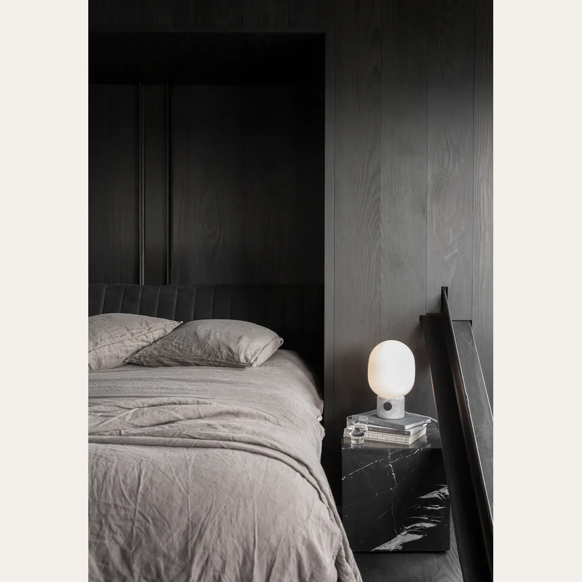 JWDA Table Lamp, Large