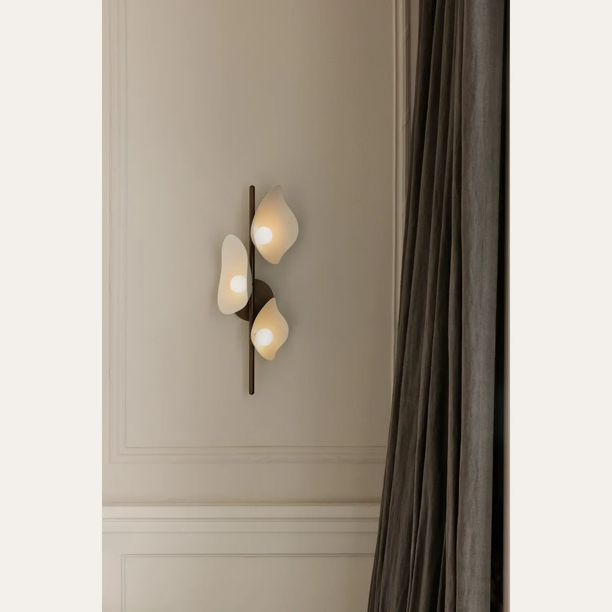 Florii 3 Wall