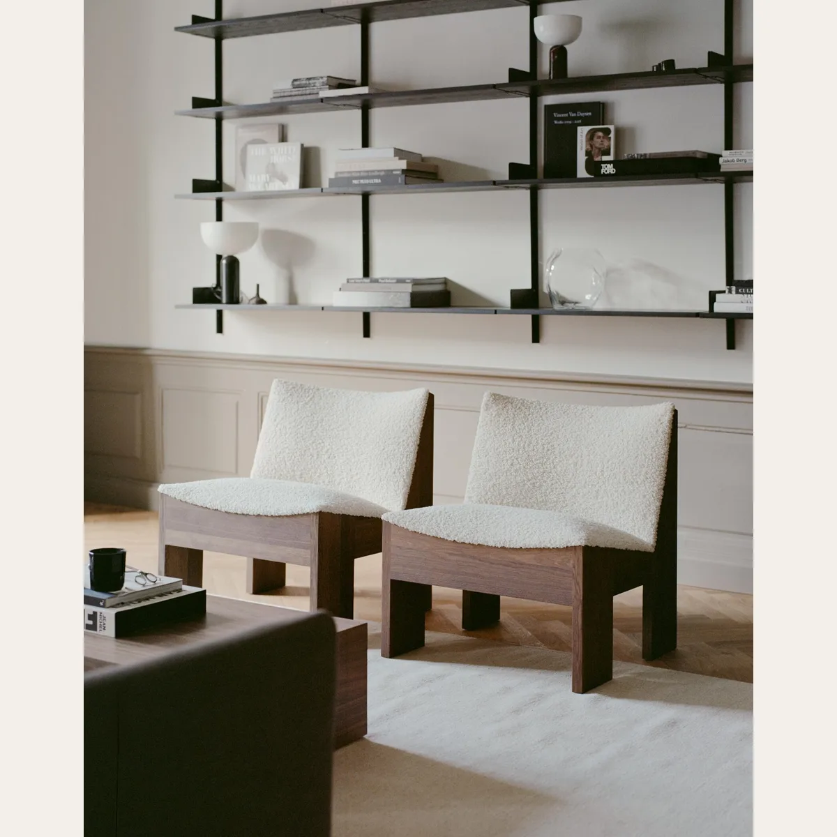 Tenon Lounge Chair