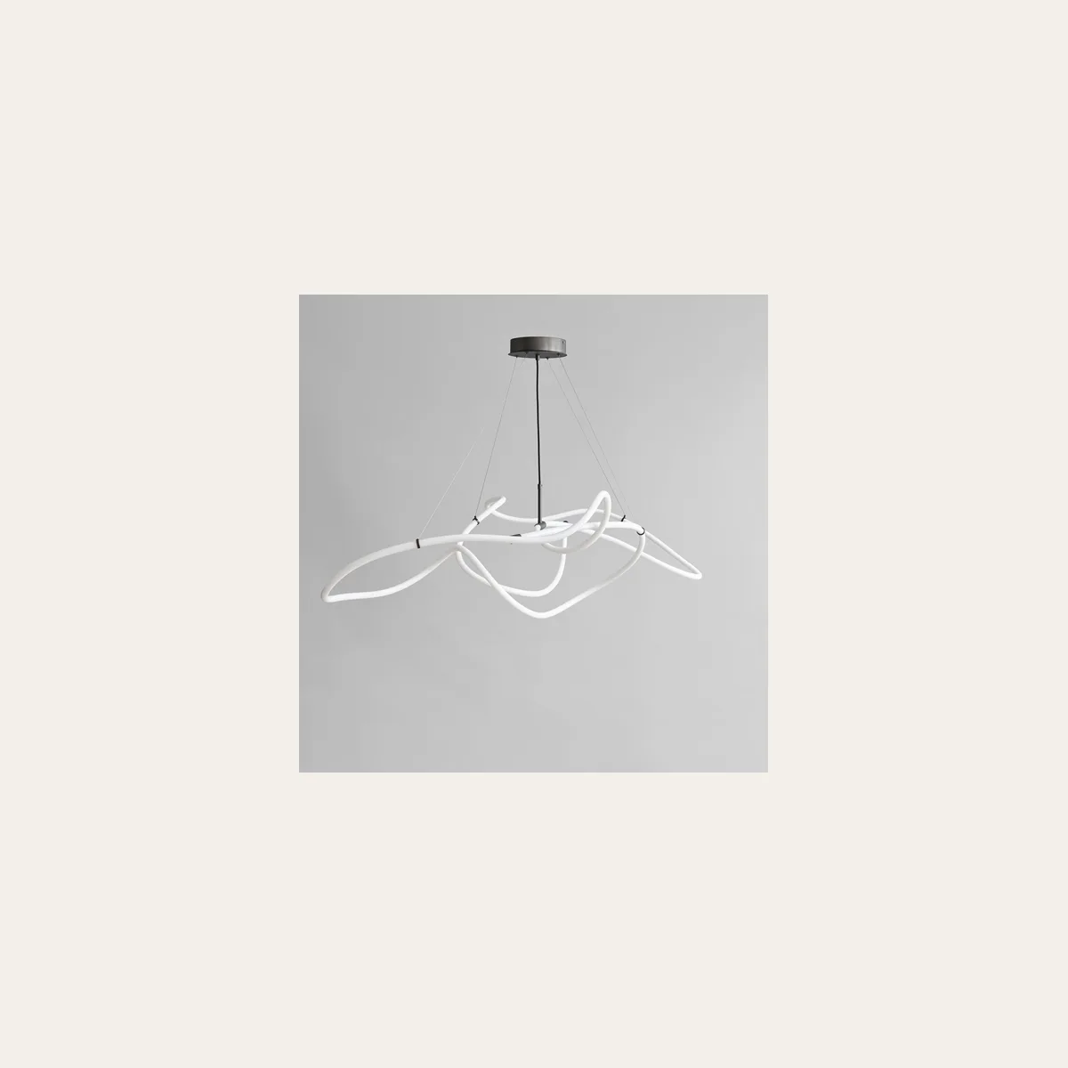 Ghost Chandelier, Mini