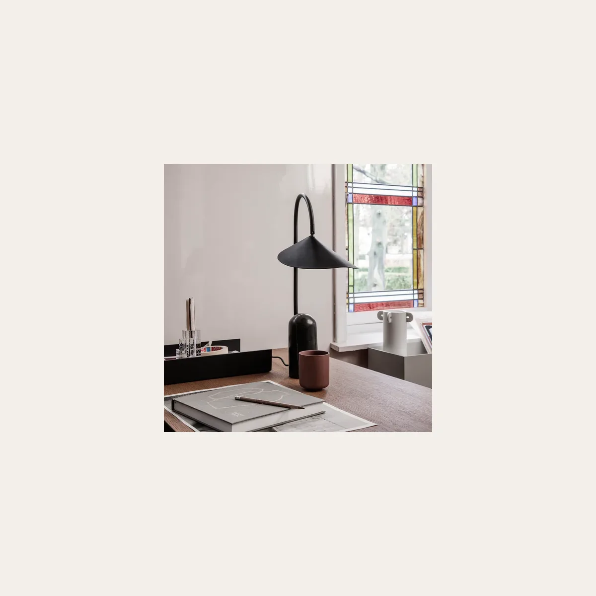 Настольный светильник Ferm Living Arum
