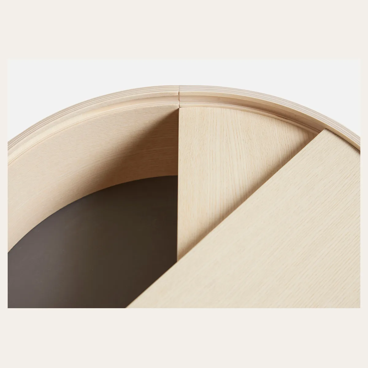 Arc coffee table 42 см white ash