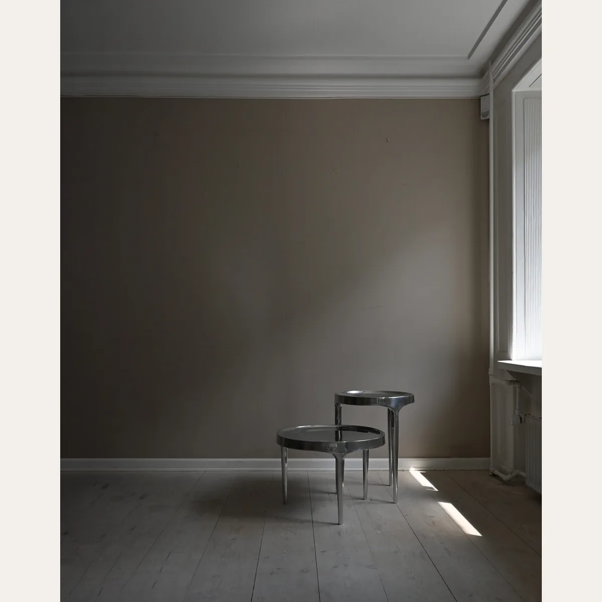 Phantom Table, Tall - Chrome
