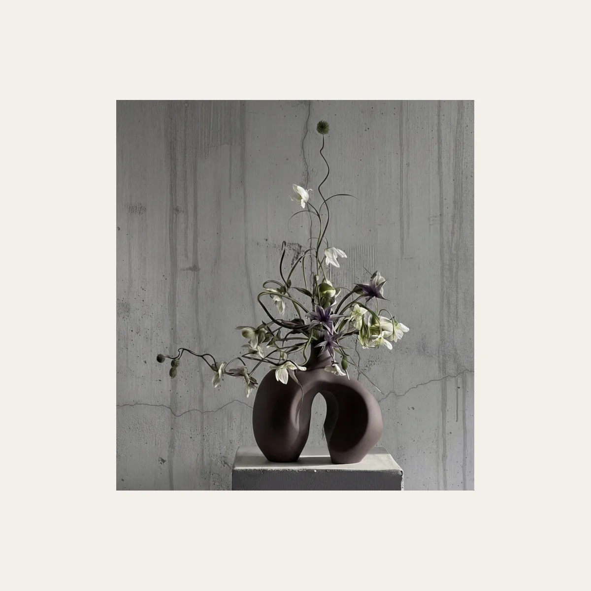 Ni Vase, Mini