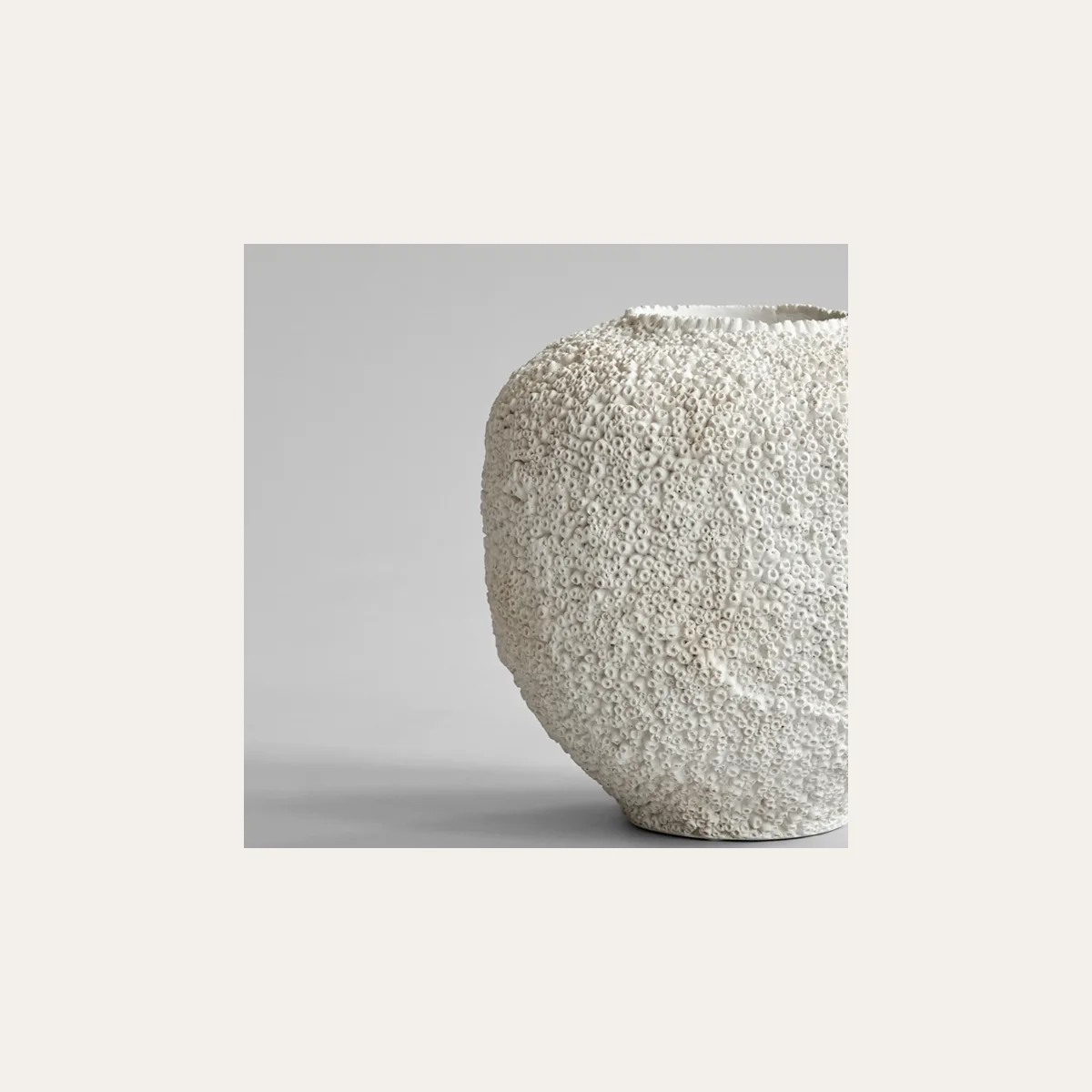 Sunao Vase Beehive