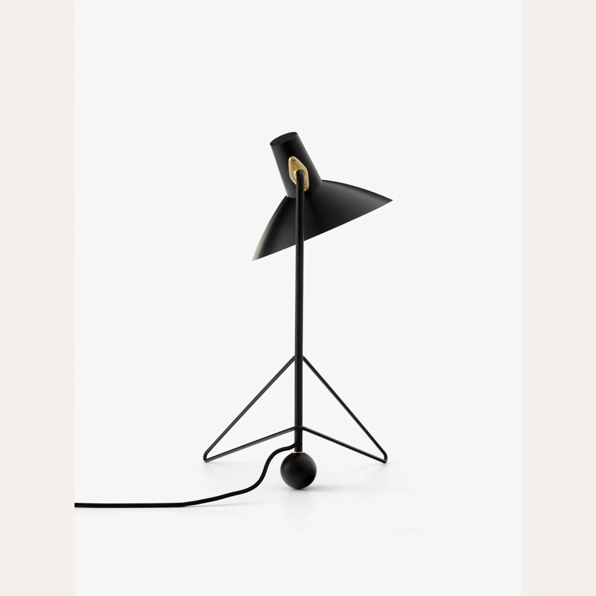 Tripod HM9