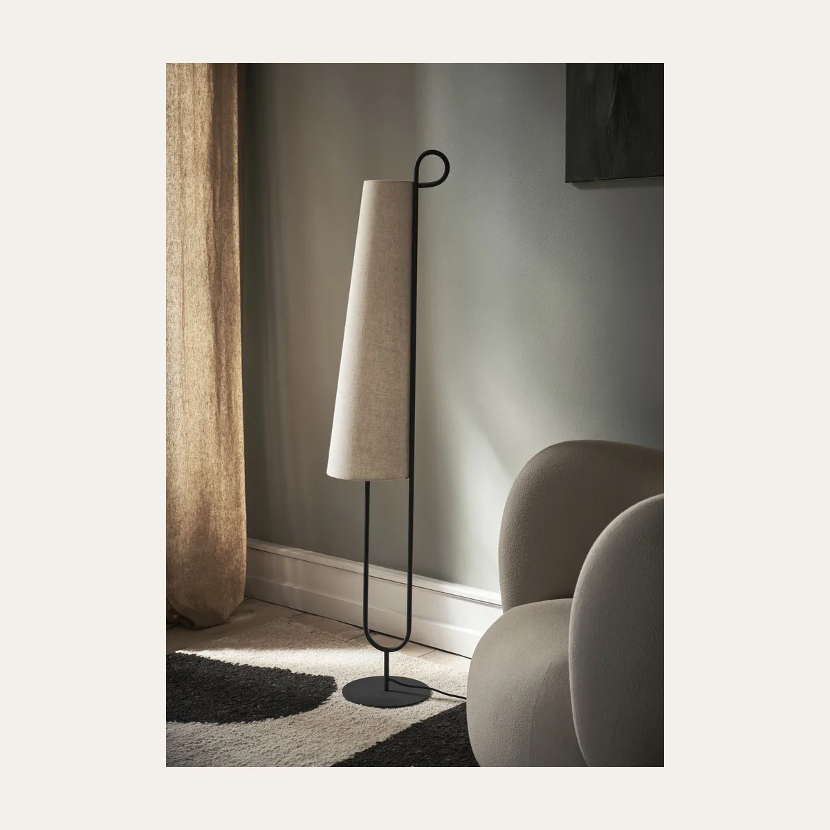 Ancora Floor Lamp